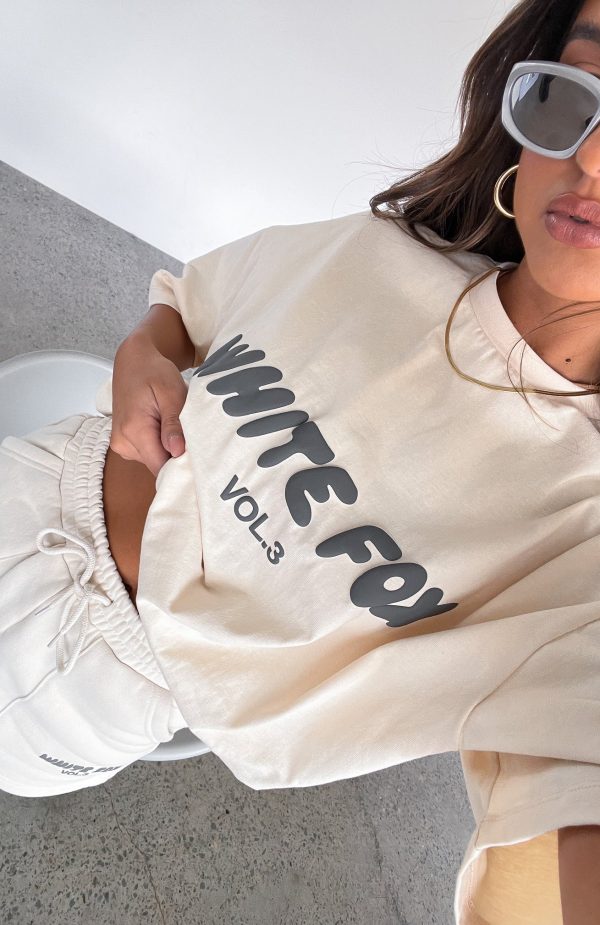 OFFSTAGE_TEE_SHORT_02.11.22_04