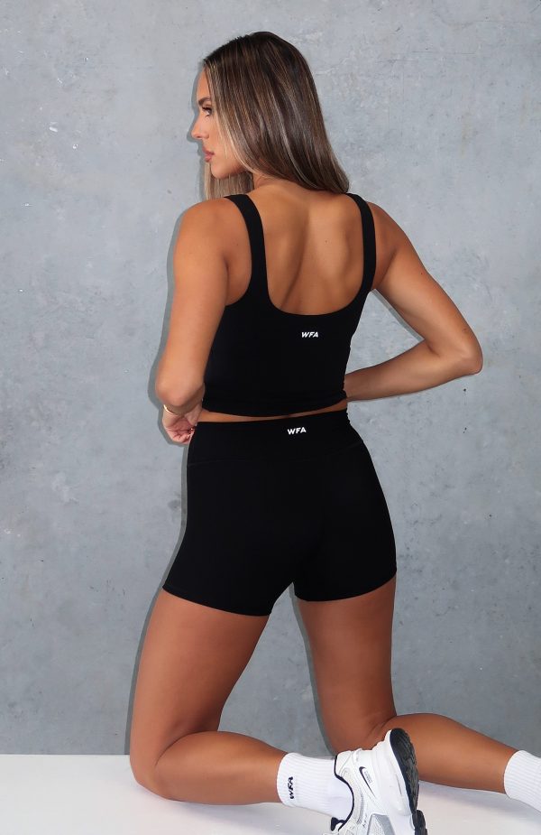 white-fox-aura-crop-black-shift-mid-rise-shorts-3.5_-black.2.05.25.02