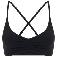 white-fox-fusion-sports-bra-black.ghost_.01
