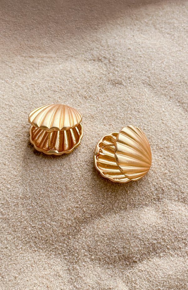 white-fox-kaiko-earrings-vintage-gold.20.5.25.02
