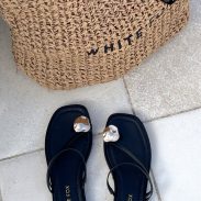 white-fox-nicolette-sandals-black.20.5.25.04